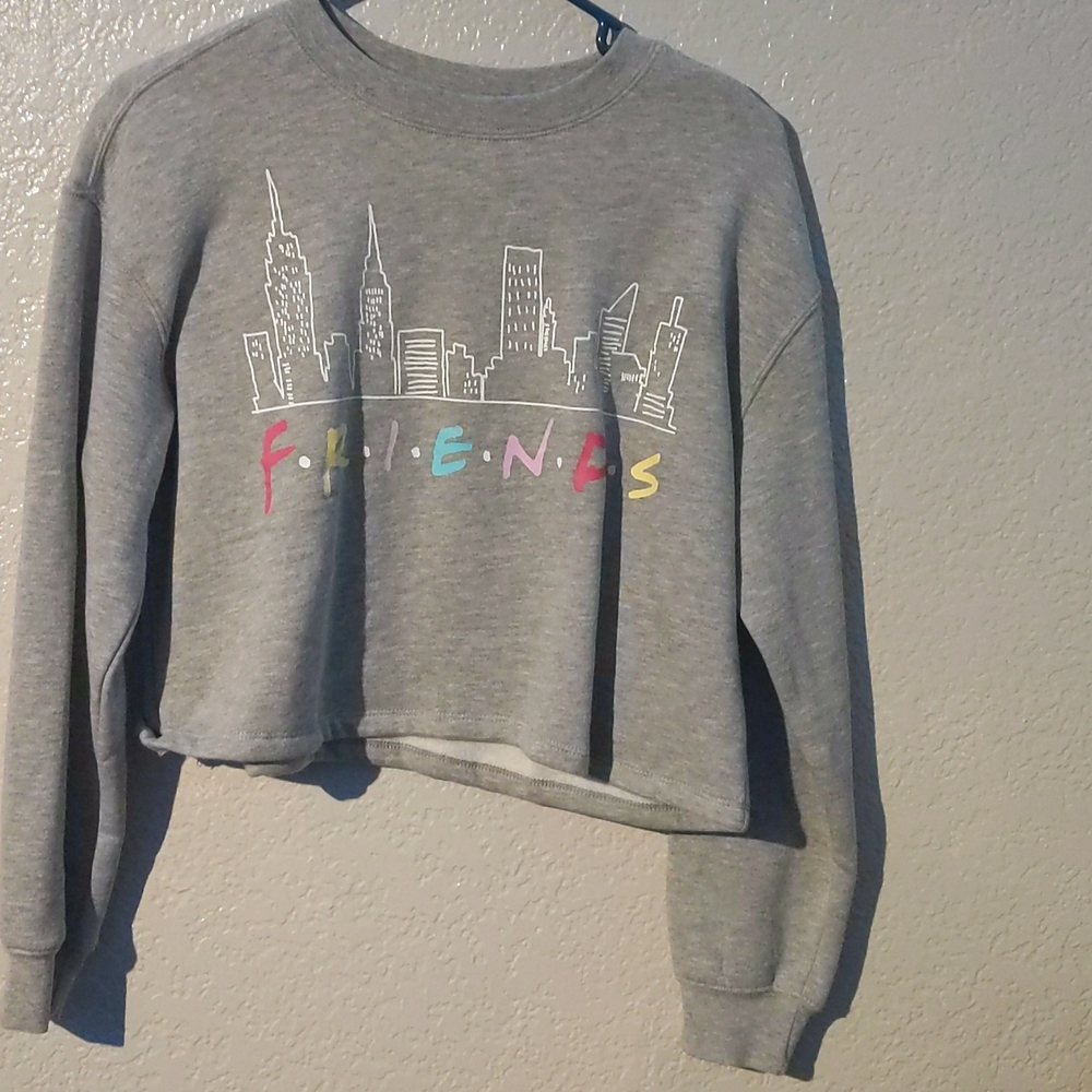 F•R•I•E•N•D•S crop top